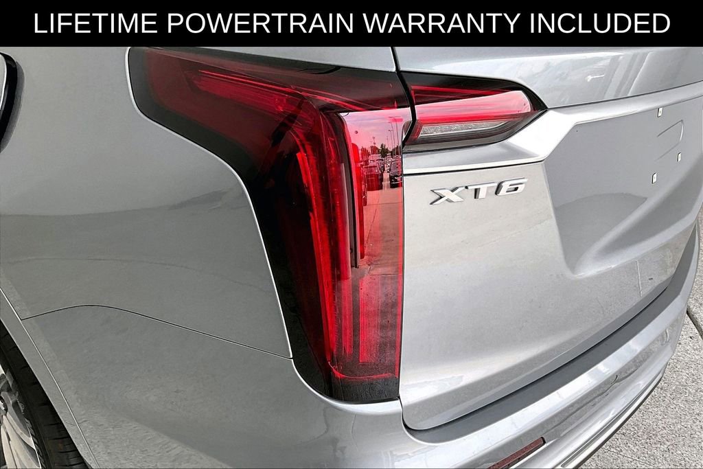 Used 2025 Cadillac XT6 Premium Luxury FWD image 41