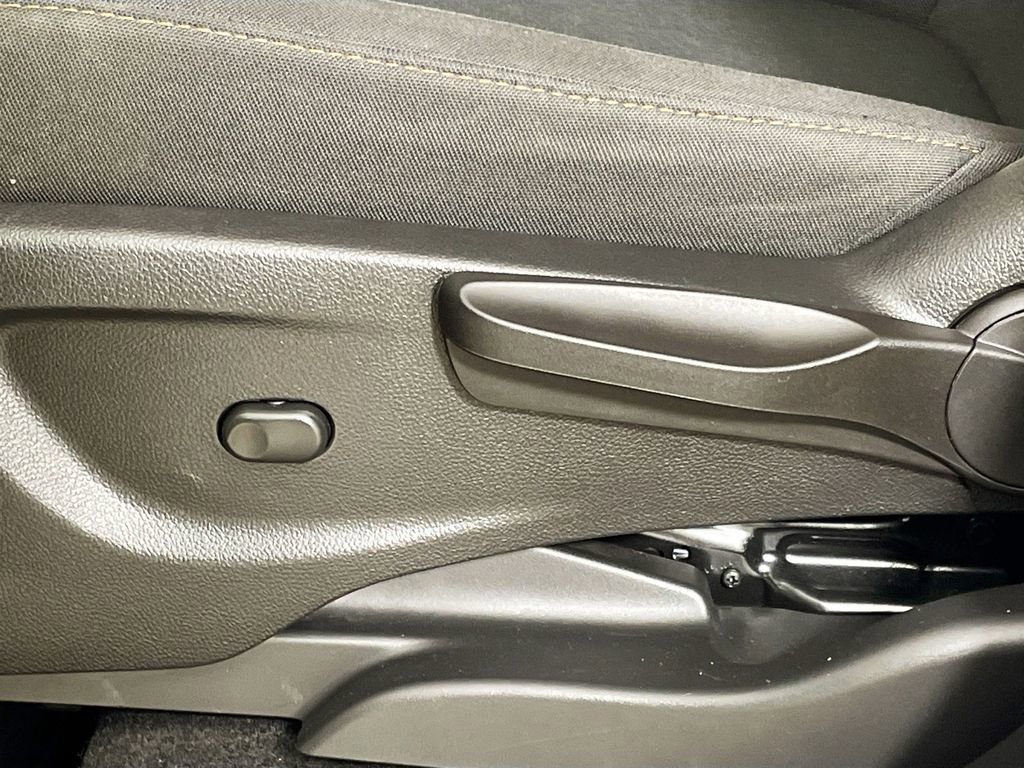 Used 2021 Chevrolet Trax LS w/ Tint and Cruise Package image 21