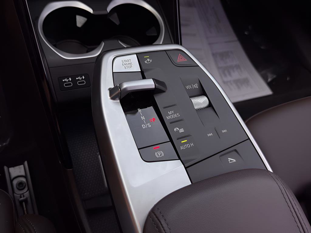 Used 2024 BMW X1 M35i w/ M Sport Professional Package image 17