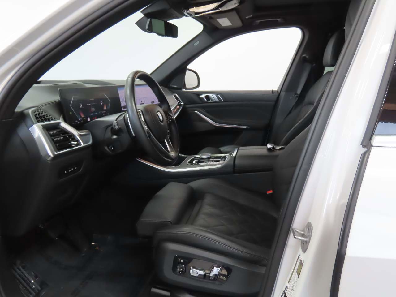 Used 2024 BMW X5 xDrive40i image 15