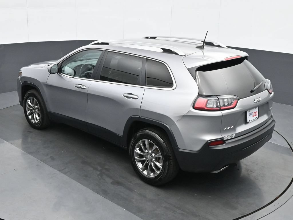 Used 2019 Jeep Cherokee Latitude Plus AWD/4WD image 19