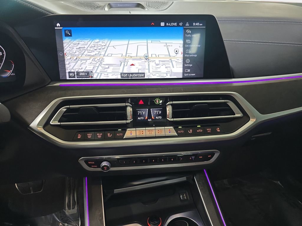 Used 2021 BMW X7 M50i w/ Dynamic Handling Package AWD/4WD image 23