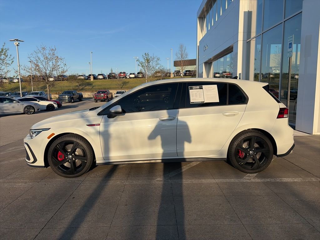 Used 2024 Volkswagen GTI SE FWD image 4