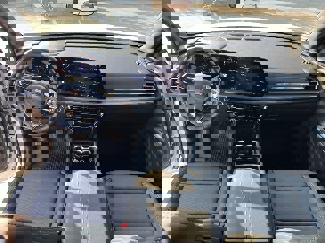 New 2025 Chevrolet Traverse LT w/ LPO, Floor Liner Package image 21