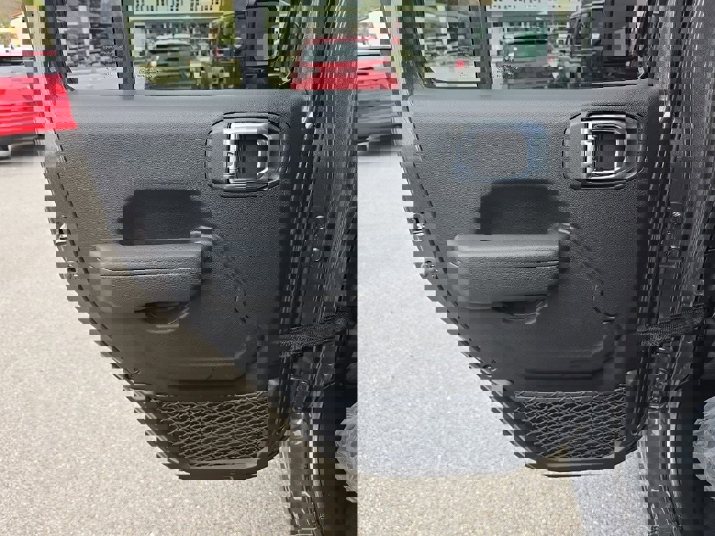 New 2026 Jeep Gladiator Sport image 15