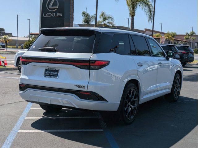 New 2026 Lexus TX 500h AWD image 5