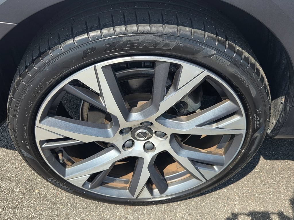 Used 2025 Volvo V90 B6 Cross Country Ultra w/ Protection Package Premier AWD/4WD image 9