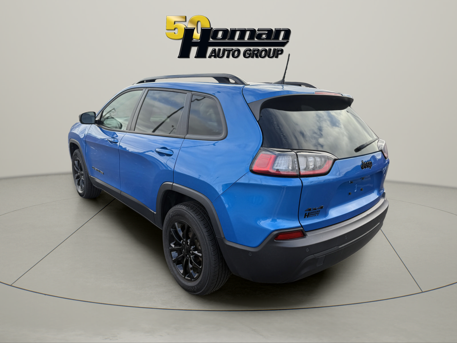 Used 2023 Jeep Cherokee Altitude Lux AWD/4WD image 3