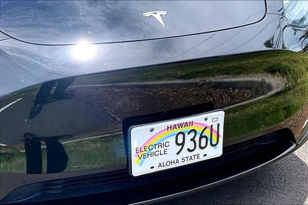 Used 2022 Tesla Model Y Long Range AWD/4WD image 31