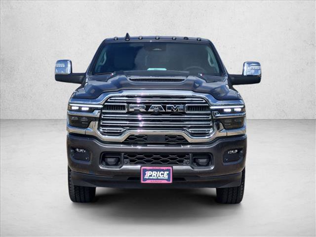 Used 2025 RAM 2500 Laramie AWD/4WD image 2