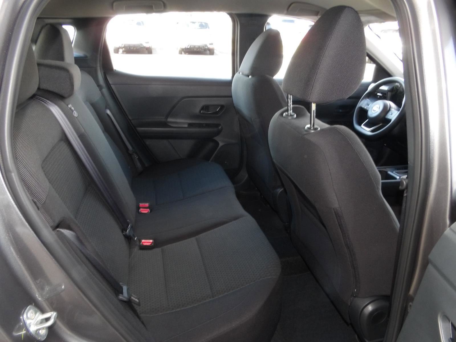 Certified 2025 Nissan Kicks S image 21