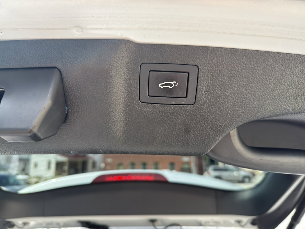 Used 2019 Hyundai Santa Fe XL AWD/4WD image 29