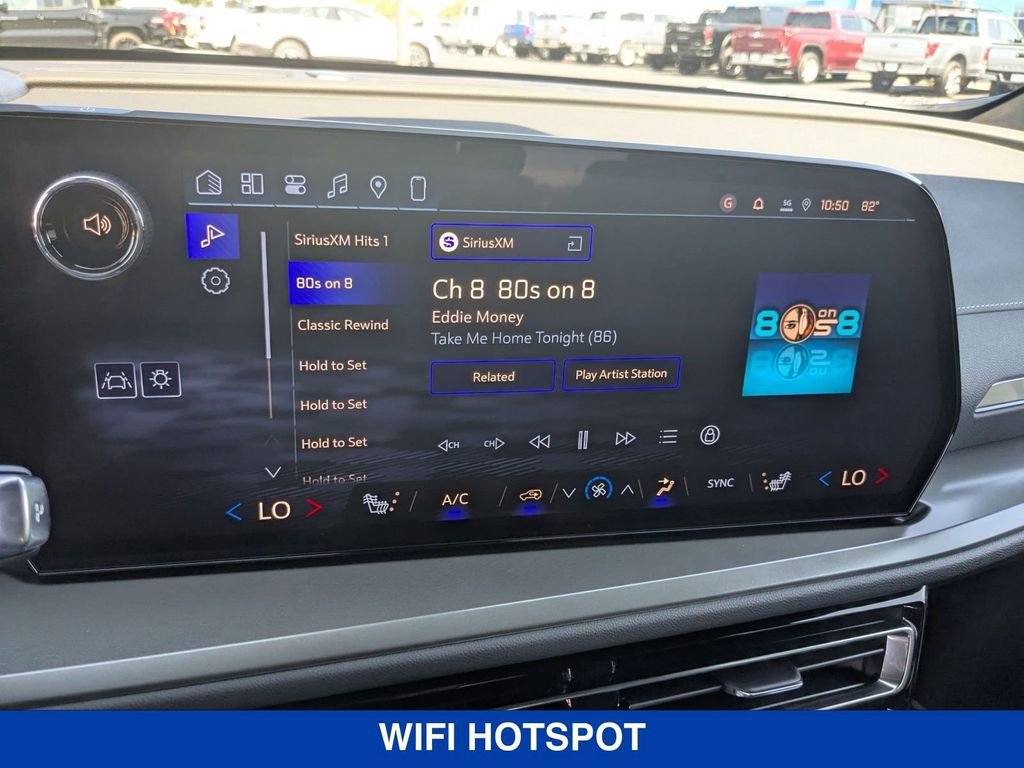 New 2026 Chevrolet Traverse LT w/ Driver Confidence Package AWD/4WD image 22