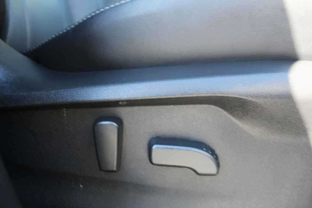 Used 2020 Subaru Ascent Limited w/ Technology Package AWD/4WD image 36