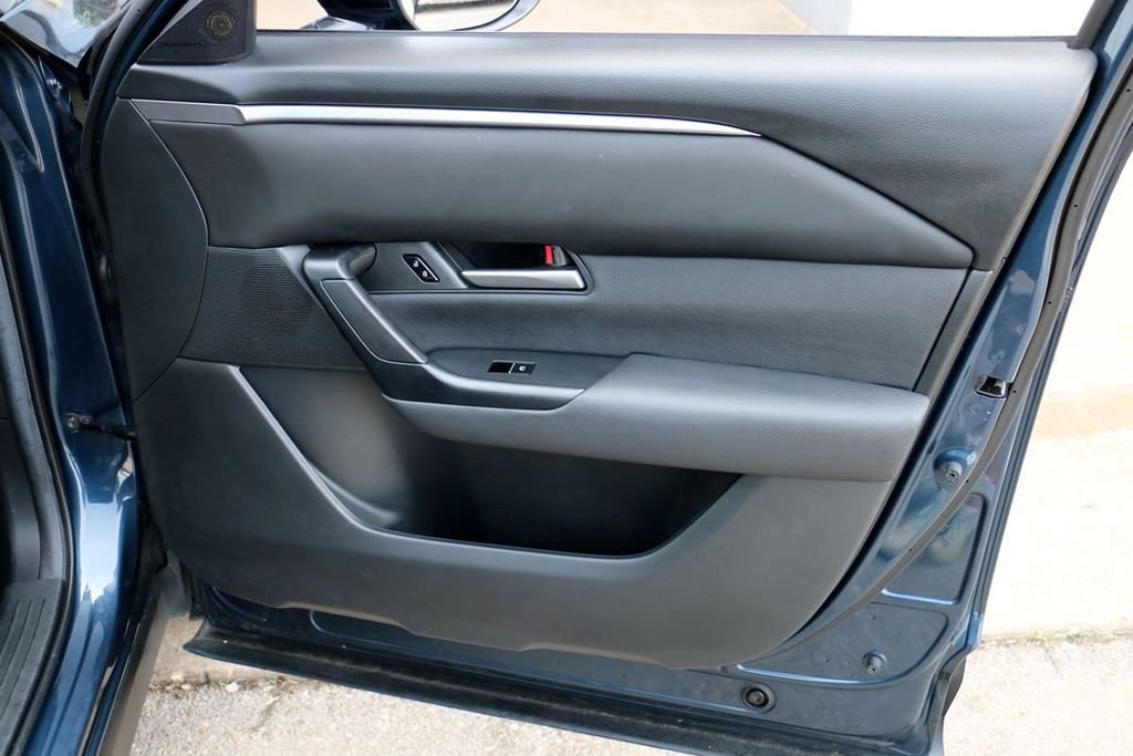 Used 2025 Chevrolet Equinox LT w/ Convenience Package II AWD/4WD image 65