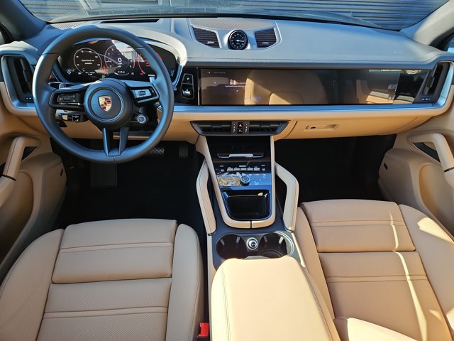 New 2026 Porsche Cayenne AWD/4WD image 18
