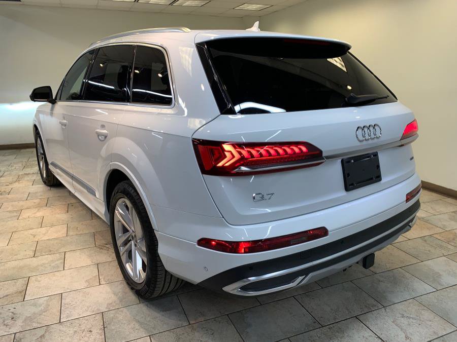 Used 2023 Audi Q7 3.0T Prestige AWD/4WD image 10