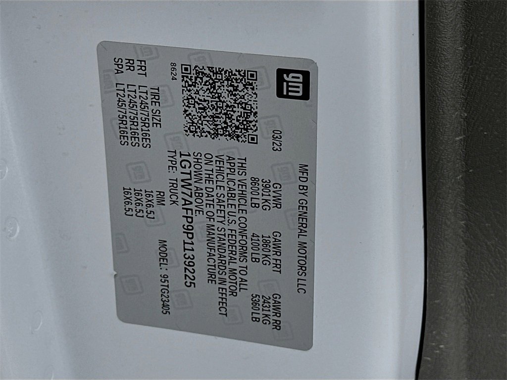 Used 2023 GMC Savana 2500 w/ Driver Convenience Package image 26