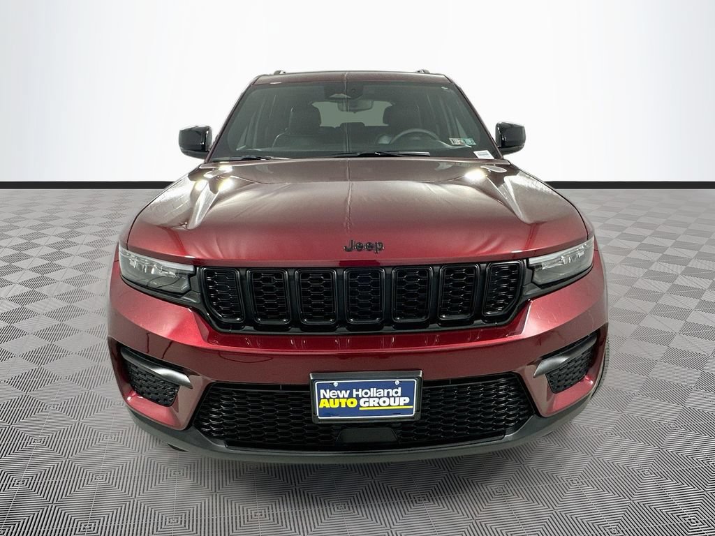 Certified 2023 Jeep Grand Cherokee Altitude RWD image 2