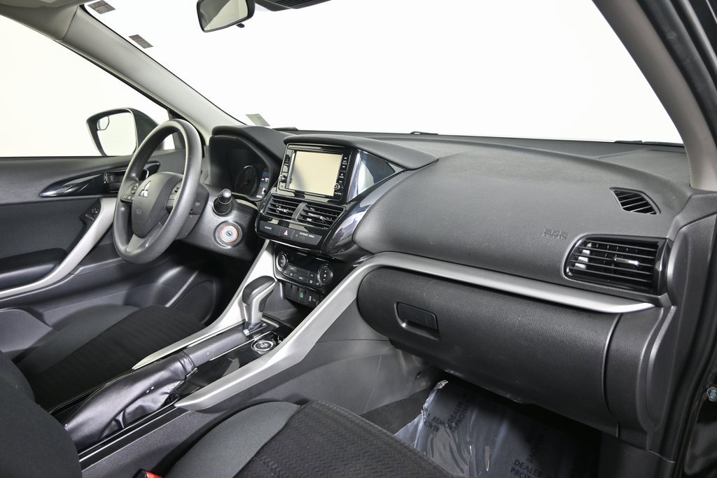 Used 2022 Mitsubishi Eclipse Cross ES image 14