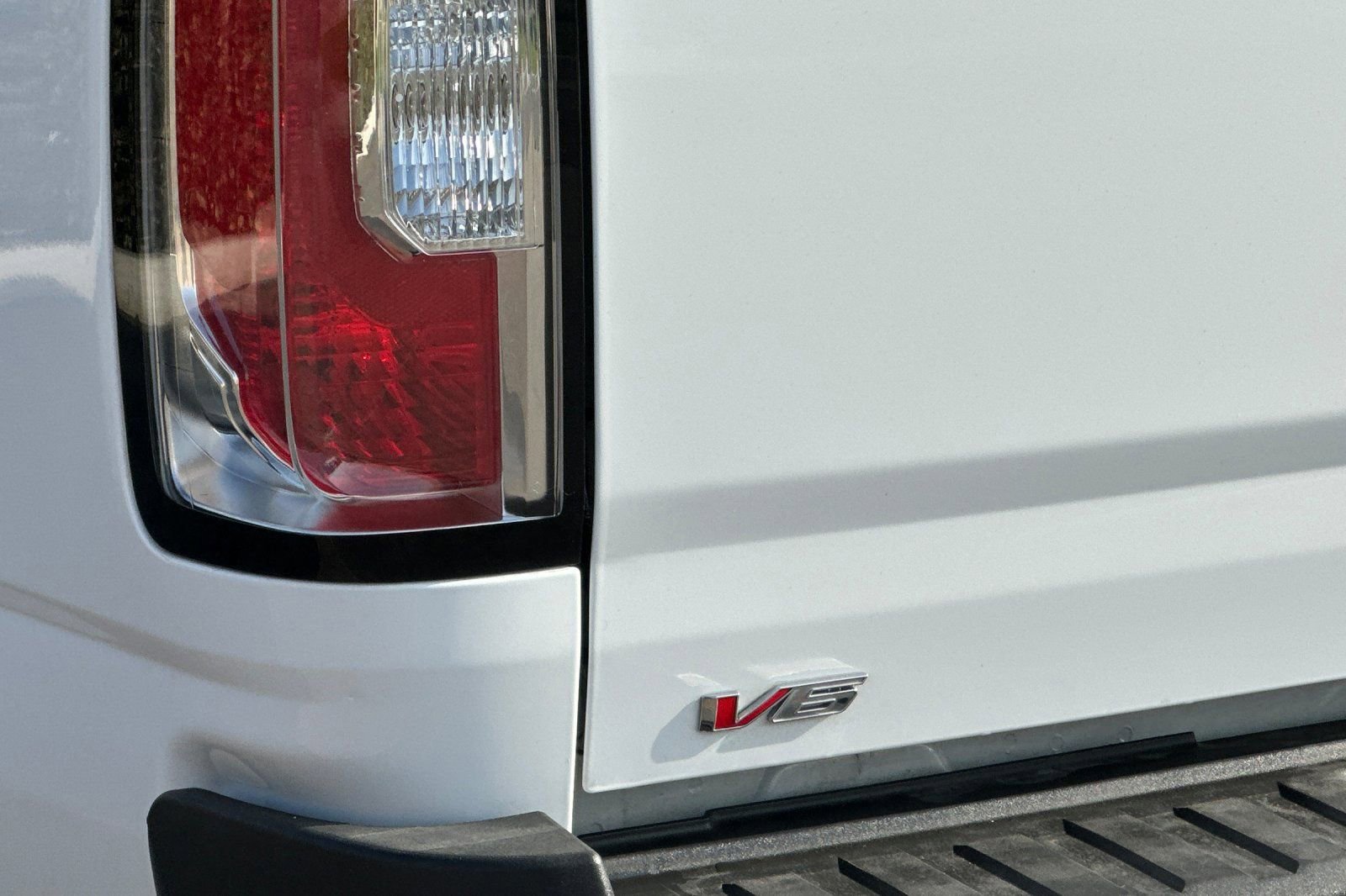 Certified 2022 GMC Canyon Elevation w/ Trailering Package image 26