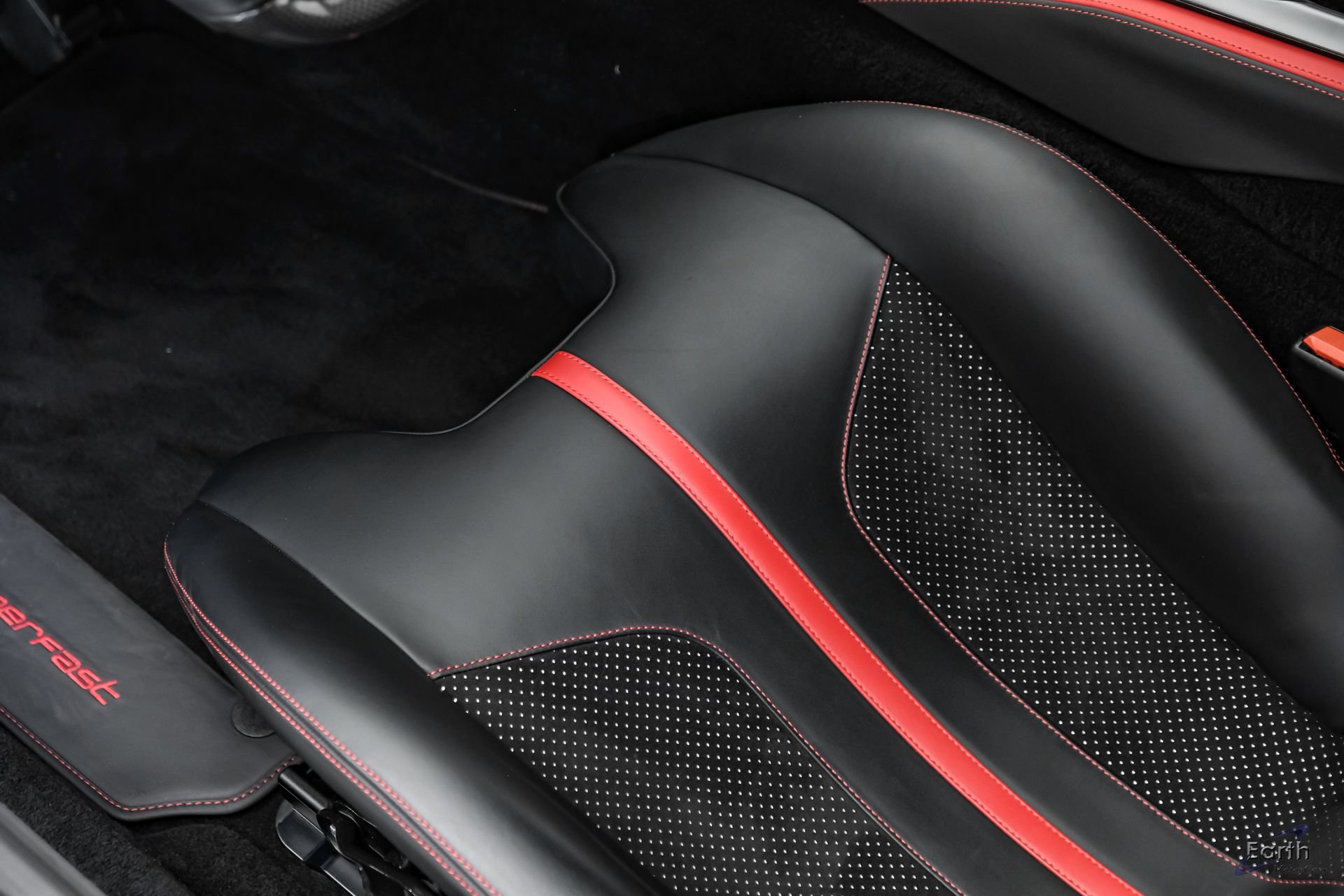 Used 2019 Ferrari 812 Superfast RWD image 48