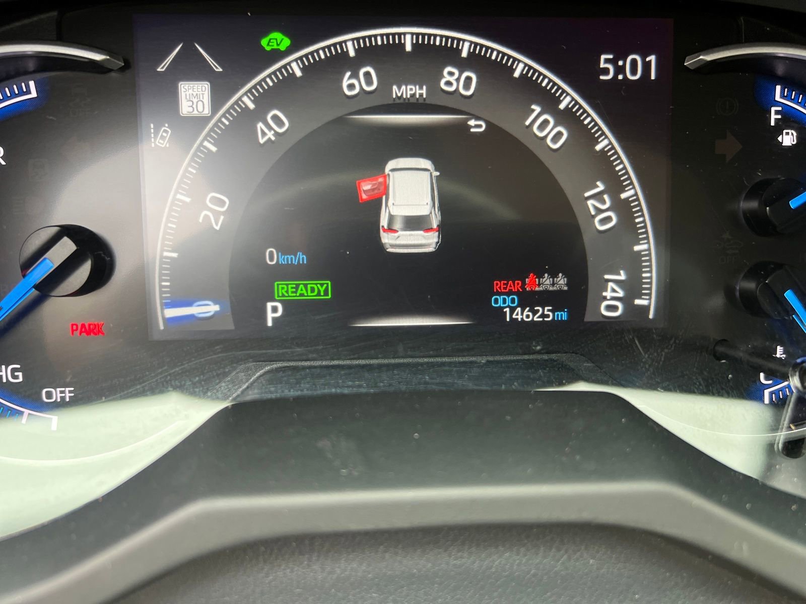 Used 2023 Toyota RAV4 LE image 16