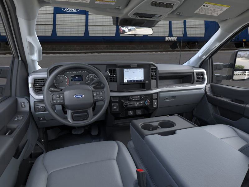 New 2026 Ford F350 4x4 Regular Cab DRW Super Duty image 9