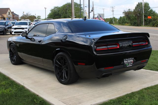 Used 2023 Dodge Challenger SRT Hellcat w/ Driver Convenience Group RWD image 31