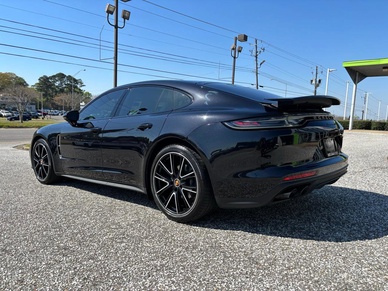 Used 2023 Porsche Panamera 4 Platinum Edition w/ Assistance Package image 5