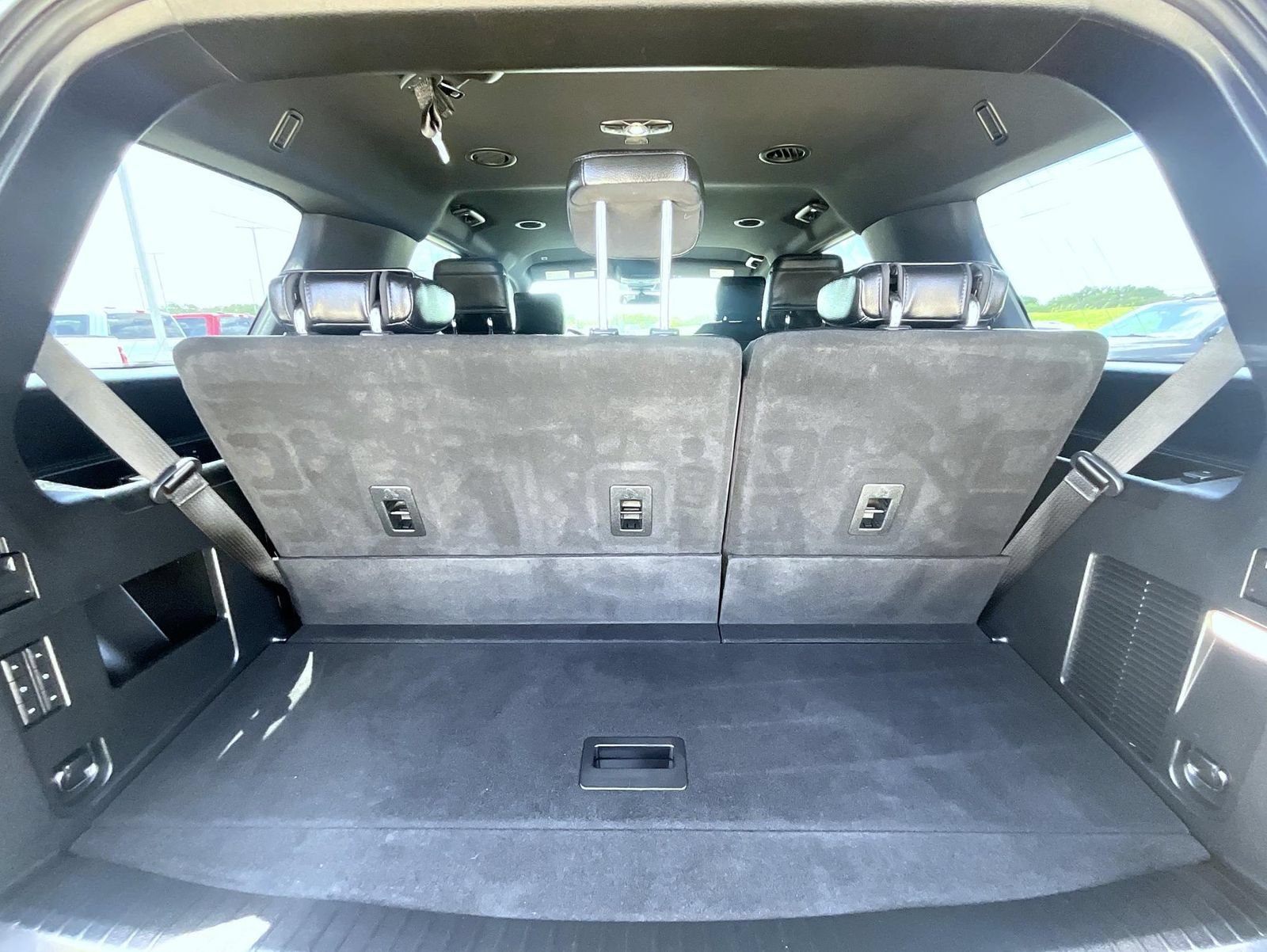 Used 2020 Ford Expedition Limited AWD/4WD image 25