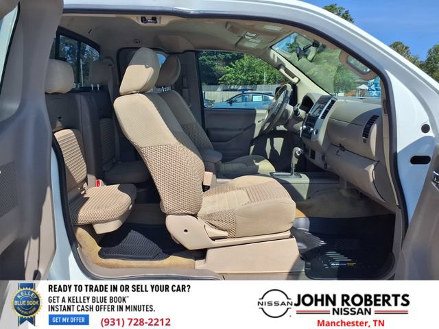 Used 2015 Nissan Frontier SV AWD/4WD image 19