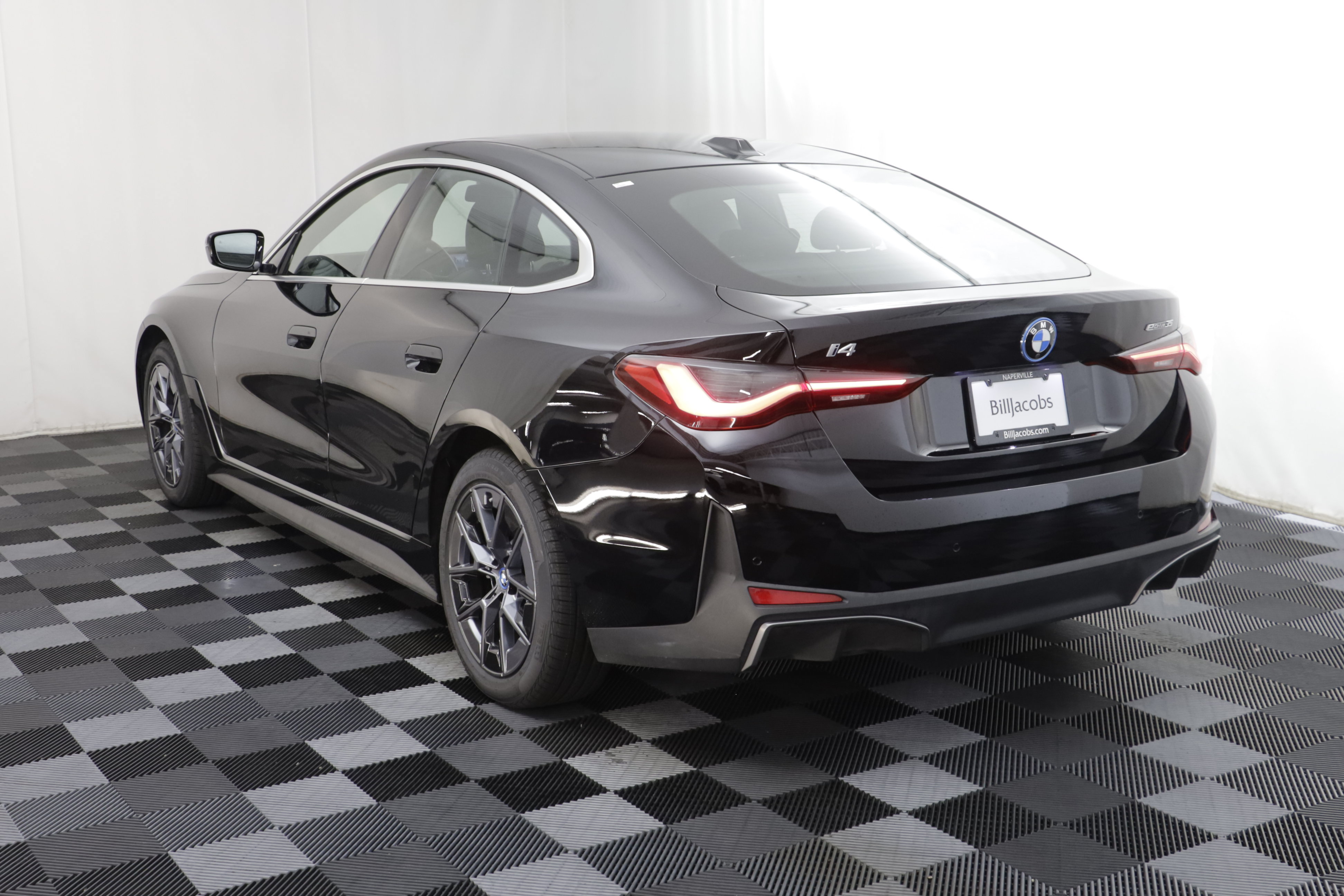 Used 2024 BMW i4 eDrive35 w/ Convenience Package RWD image 15