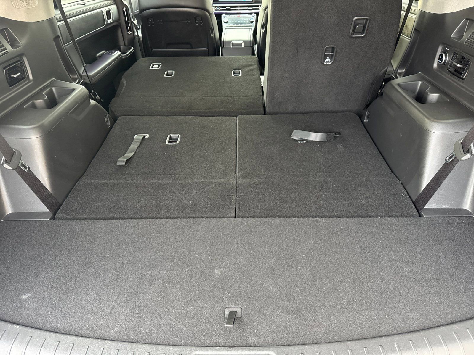 Certified 2024 Hyundai Santa Fe Limited image 16