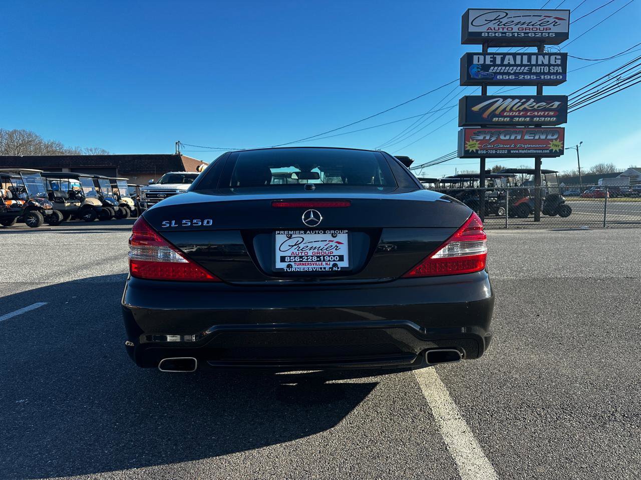 Used 2011 Mercedes-Benz SL 550 image 6