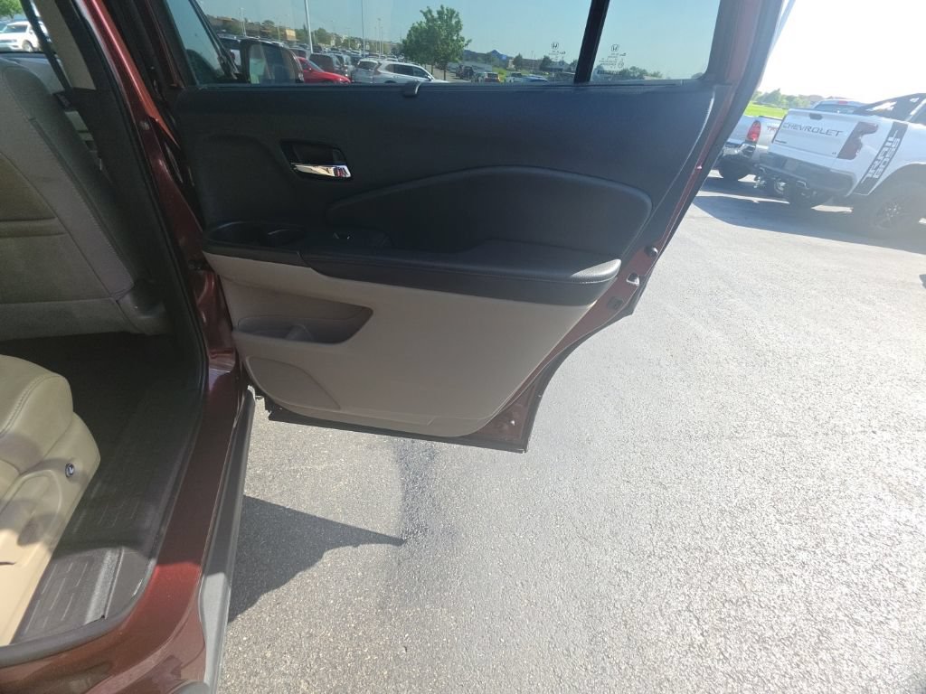 Certified 2022 Honda Pilot Special Edition image 31