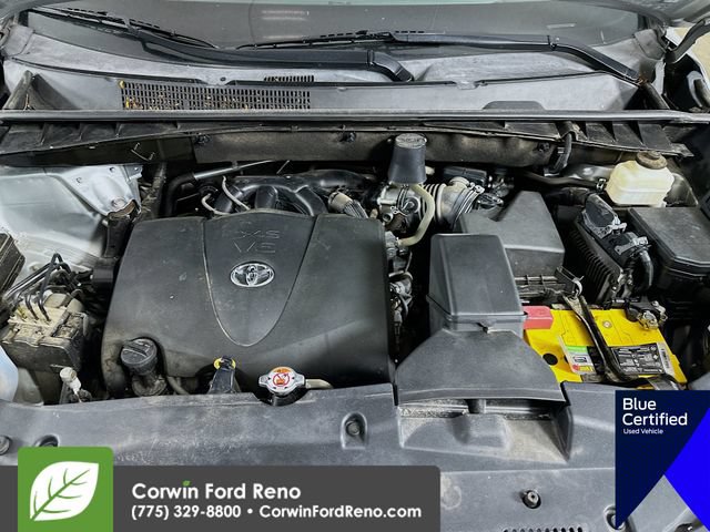 Used 2018 Toyota Highlander Plus w/ Preferred Accessory Package AWD/4WD image 31