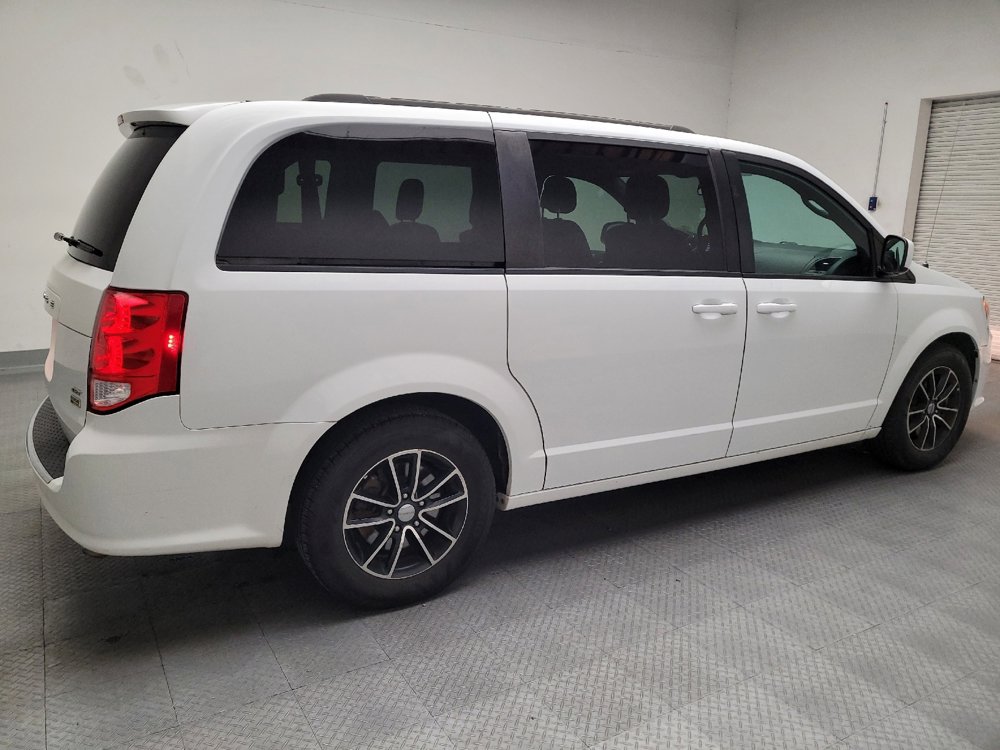 Used 2018 Dodge Grand Caravan GT FWD image 10