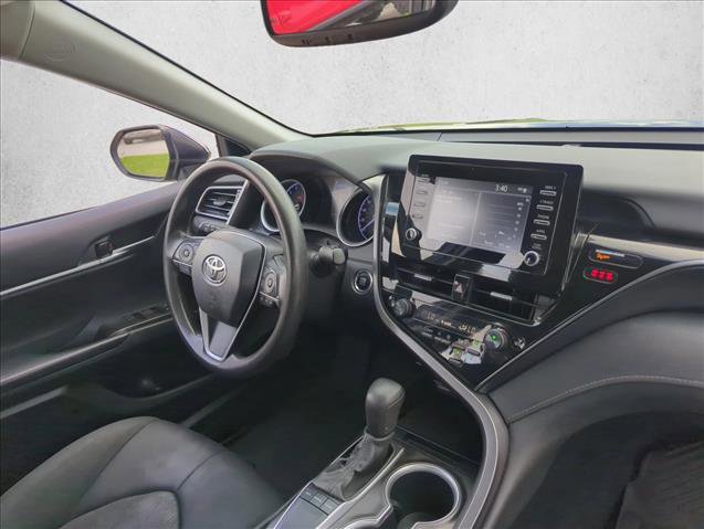 Used 2022 Toyota Camry LE image 26