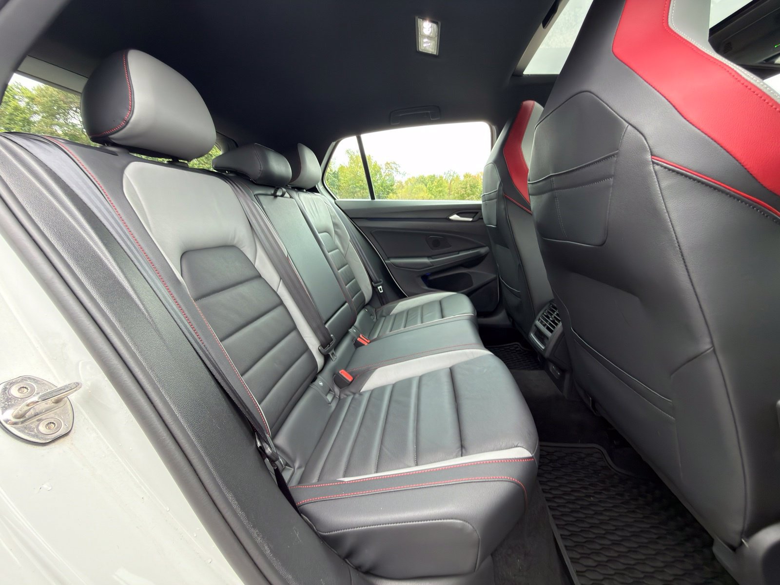 Used 2024 Volkswagen GTI SE w/ SE Leather Seats Package FWD image 34