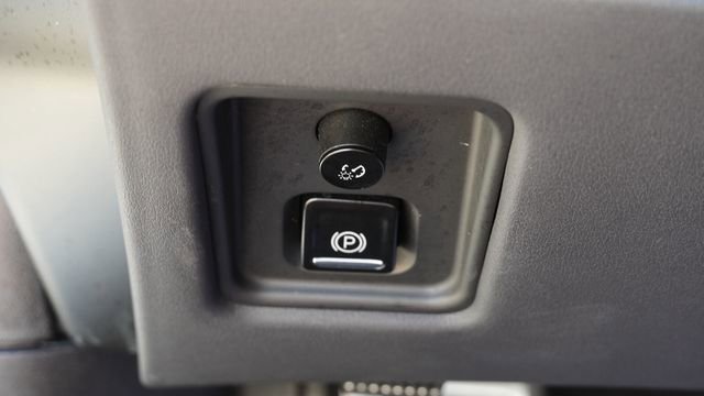 Used 2024 Chevrolet Corvette Stingray Coupe image 16