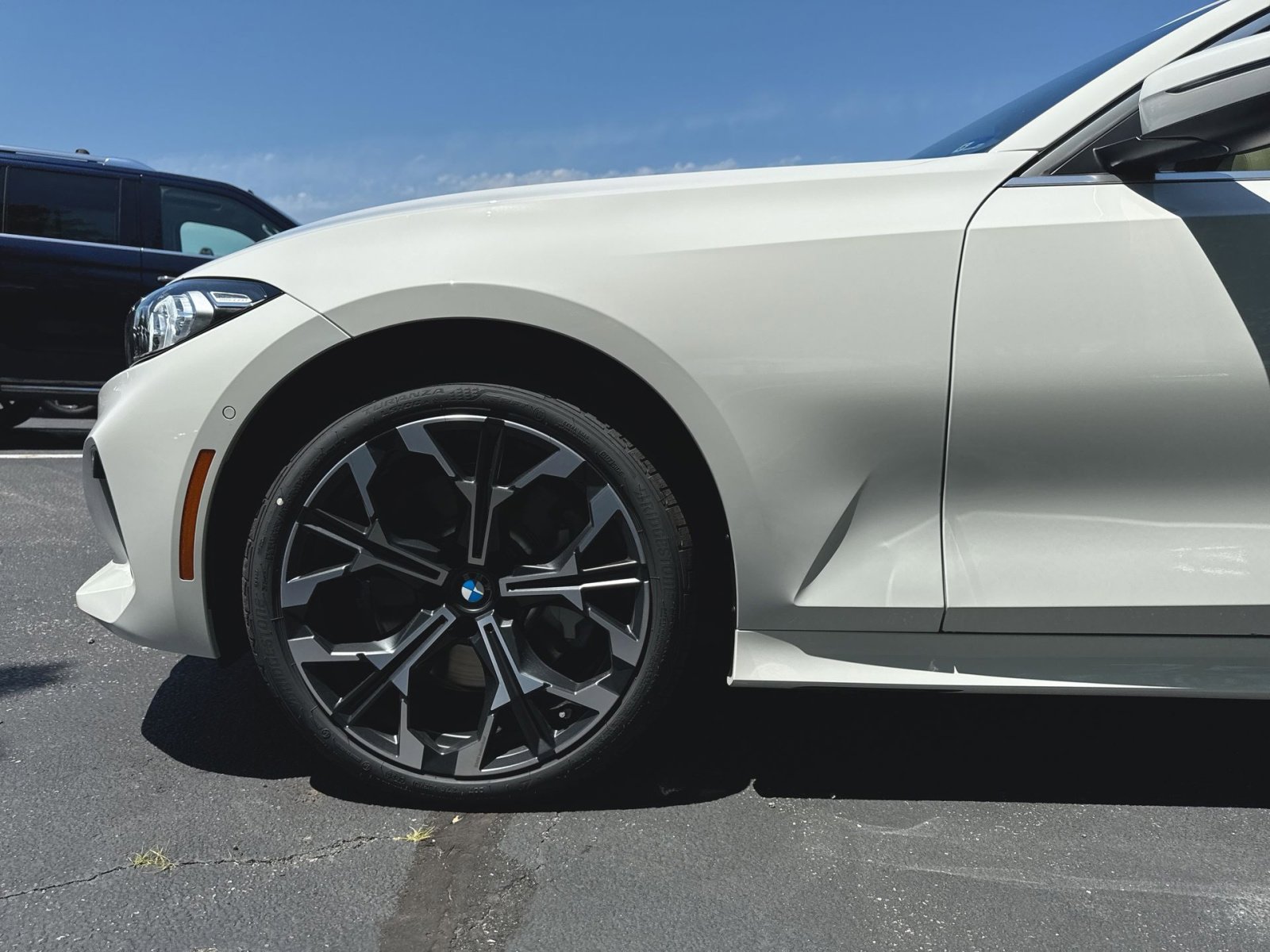 New 2026 BMW 330i xDrive Sedan w/ Premium Package AWD/4WD image 7
