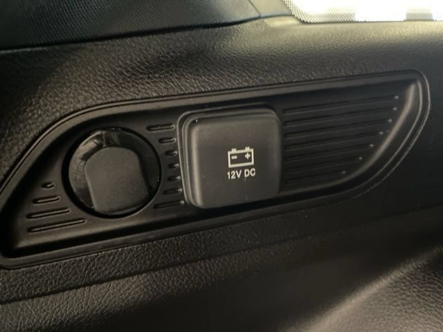New 2026 Jeep Grand Cherokee Altitude AWD/4WD image 12