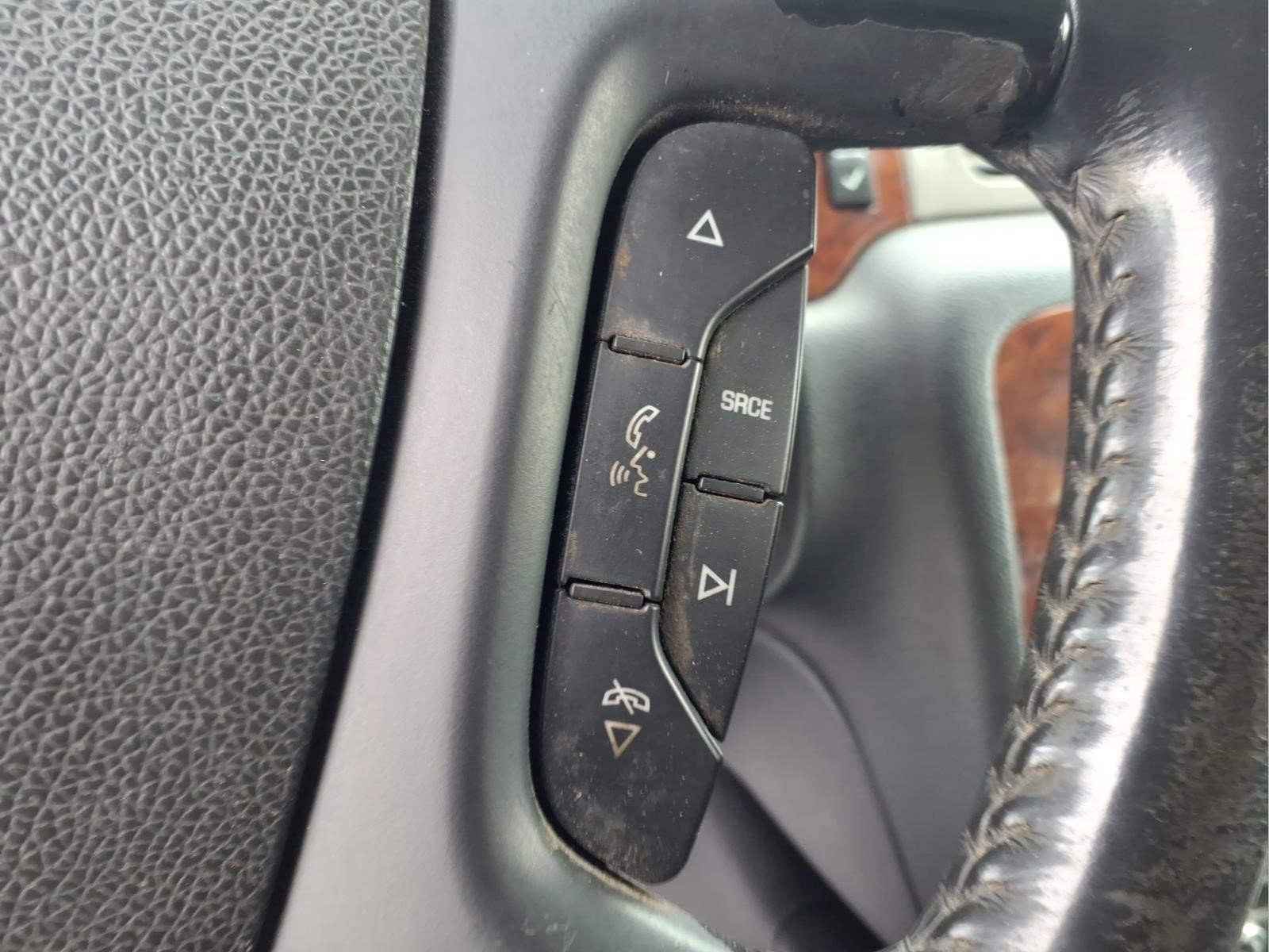 Used 2011 Chevrolet Silverado 2500 LTZ w/ Snow Plow Prep Package AWD/4WD image 21