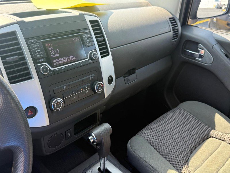 Used 2015 Nissan Frontier SV image 22