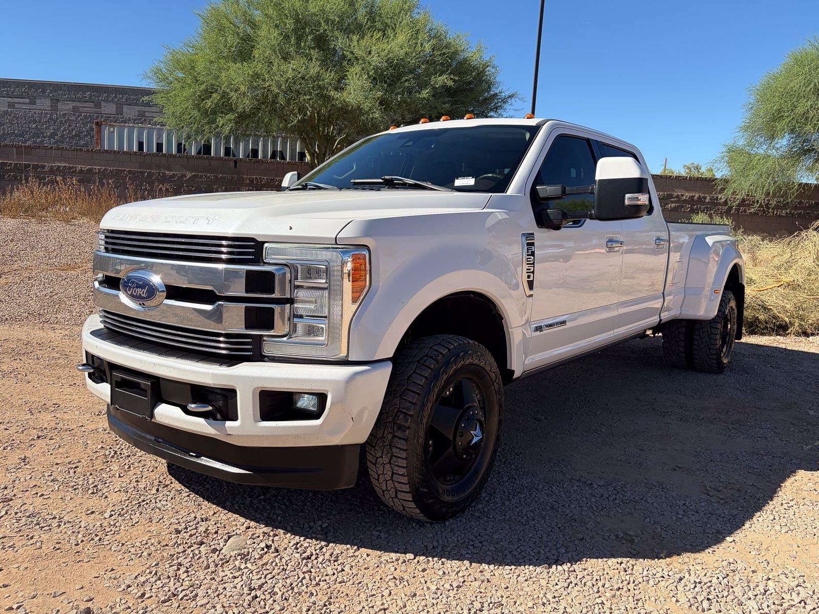 Used 2018 Ford F350 Limited AWD/4WD image 10