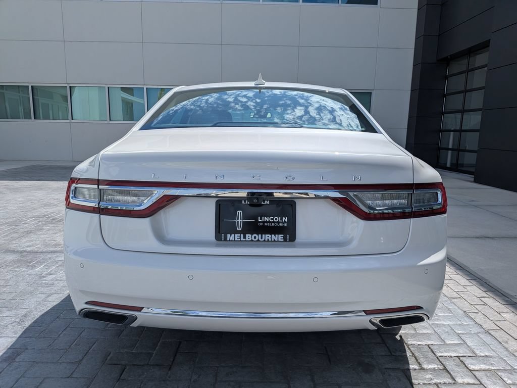 Used 2019 Lincoln Continental Premiere FWD image 5