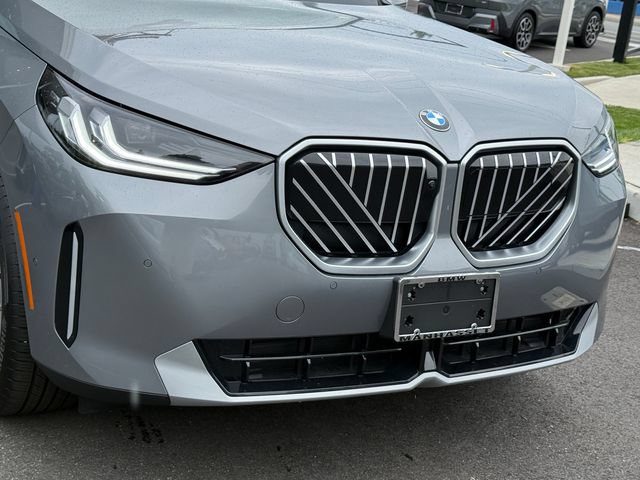 Certified 2026 BMW X3 xDrive30i w/ Premium Package AWD/4WD image 8