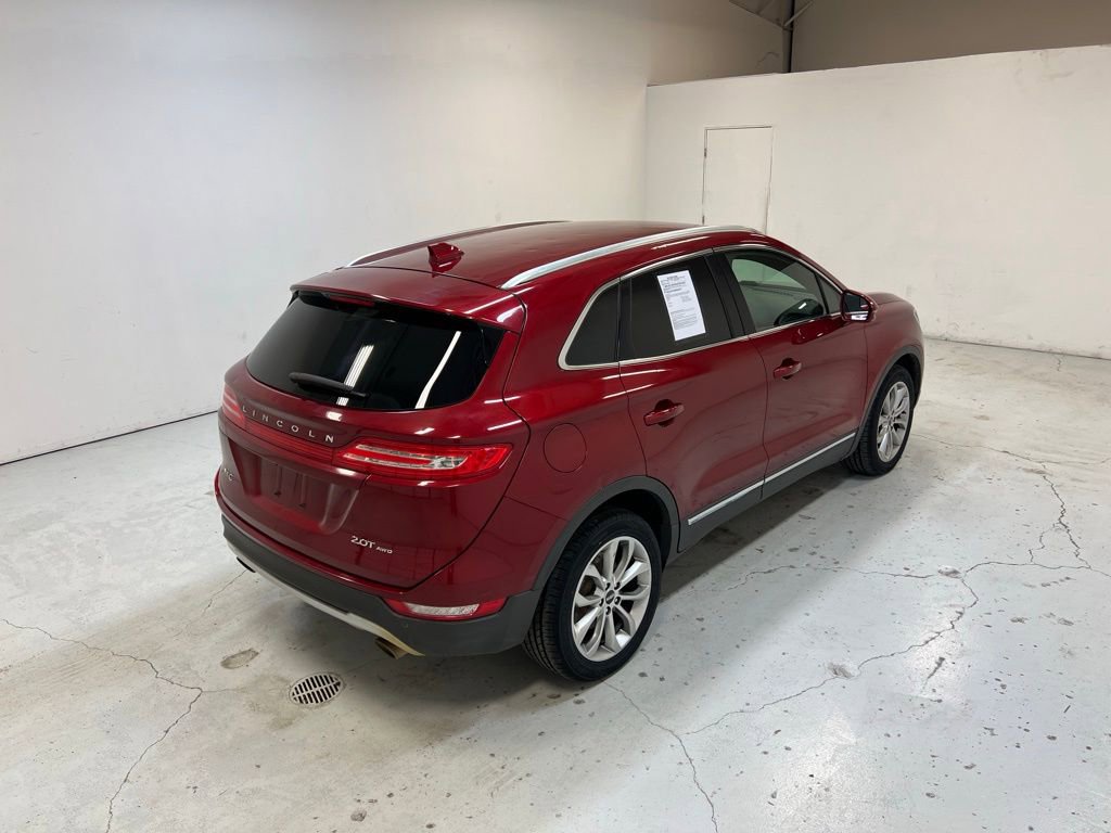 Used 2017 Lincoln MKC Select image 2
