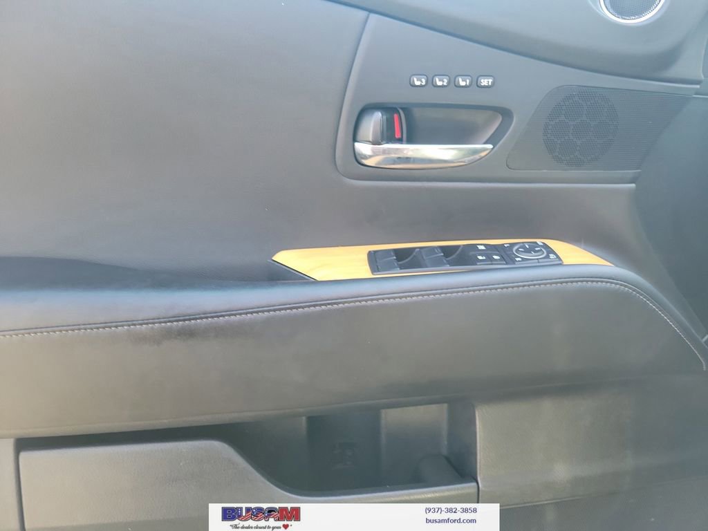 Used 2015 Lexus RX 450h AWD image 18